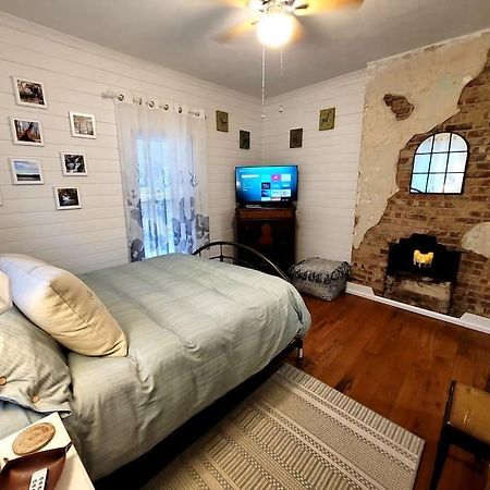Apple Hill Bungalow, Family And Pet Friendly! Bristol Exteriör bild